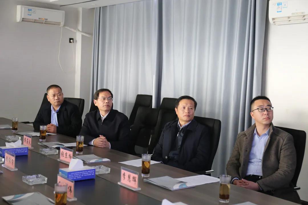 沂南縣縣委侯占夫書(shū)記一行蒞臨東岳機械調研工作